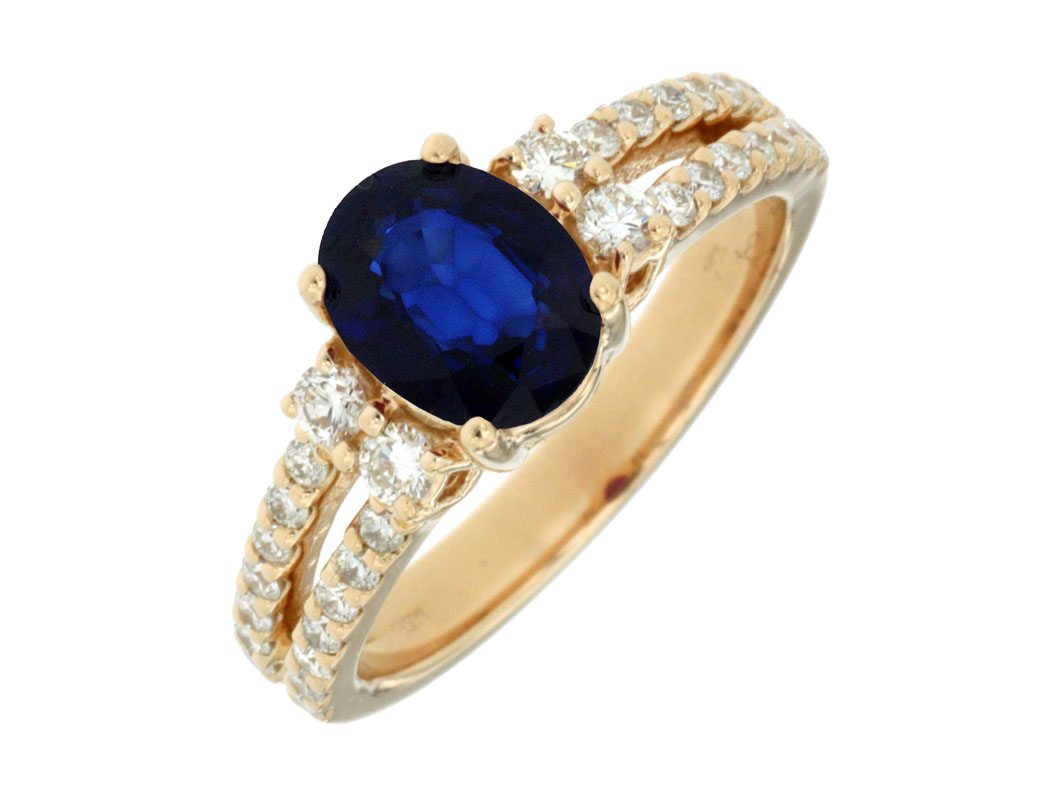SAPPHIRE & DIAMOND RING