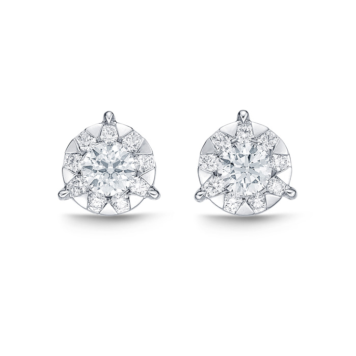 Bouquet 3-Prong Studs .95ctw approx. (.30 centers)