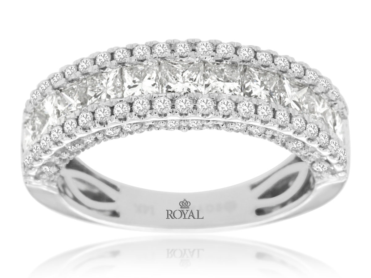 DIAMOND WEDDING BAND